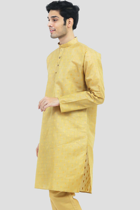 Veshbhoshaa Bluesaanchi Men'S Light Yellow Buta Silk Kurta Set