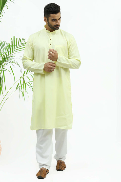 Veshbhoshaa Bluesaanchi Men'S Yellow Matka Silk Kurta Set