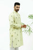 Veshbhoshaa Bluesaanchi Men'S Light Yellow Printed Kurta Set