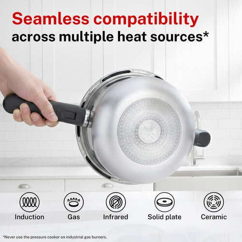 Prestige Svachh Aluminium Anti Bulge Induction Base Senior Deep Pan Pressure Cooker 5 L Silver