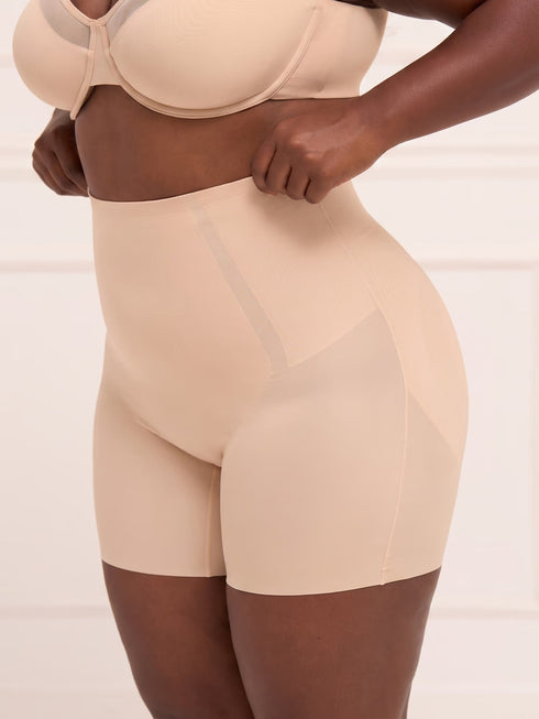 UNDERNEAT Butt Padded Shorts - Black
