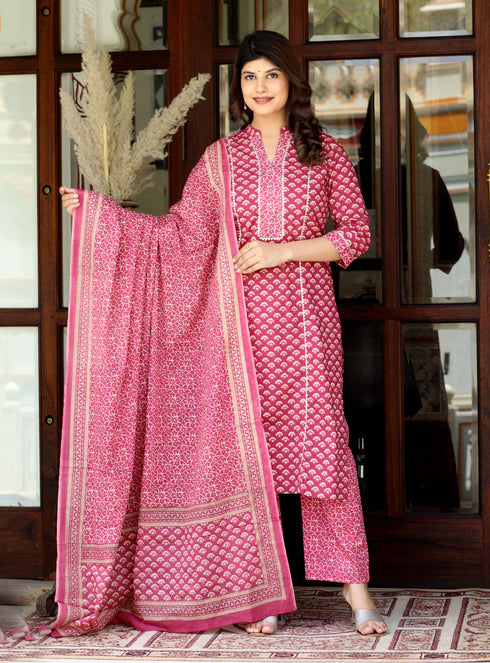 Miravan Womens Pink Straight Floral Printed Kurta and Palazzo With Dupatta Set