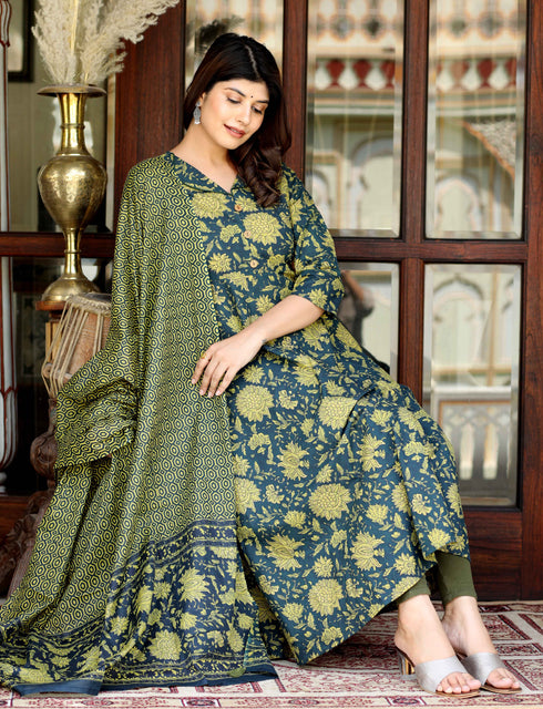Miravan Womens Green Pure Cotton Printed Anarkali Kurta With Gold Print Dupatta