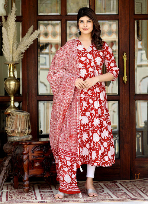 Miravan Womens Red Cotton Floral Printed Anarkali Kurta With Dupatta