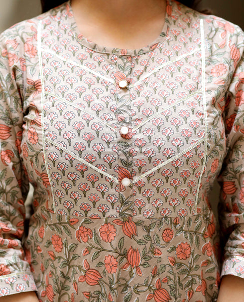 Miravan Womens Beige Cotton Floral Printed Anarkali Kurta