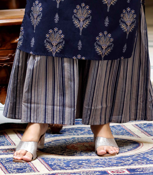 Miravan Womens Blue and Grey Printed Pure Cotton Kurta With Sharara