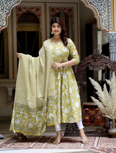 Miravan Womens Yellow Cotton Floral Print Anarkali Kurta With Dupatta