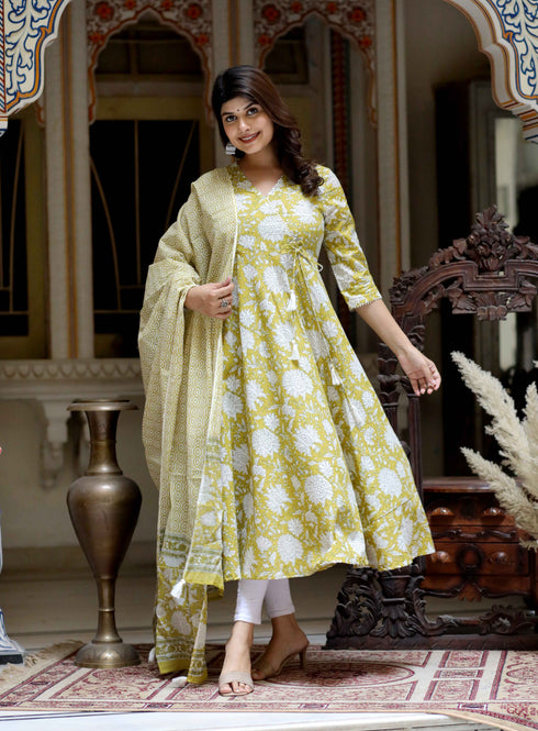 Miravan Womens Yellow Cotton Floral Print Anarkali Kurta With Dupatta