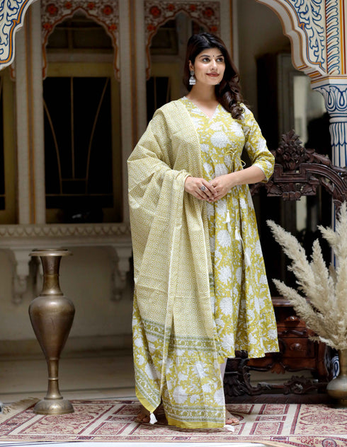 Miravan Womens Yellow Cotton Floral Print Anarkali Kurta With Dupatta