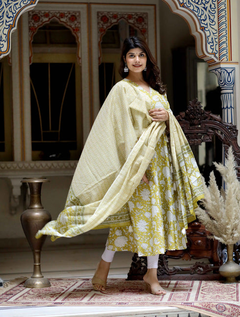 Miravan Womens Yellow Cotton Floral Print Anarkali Kurta With Dupatta