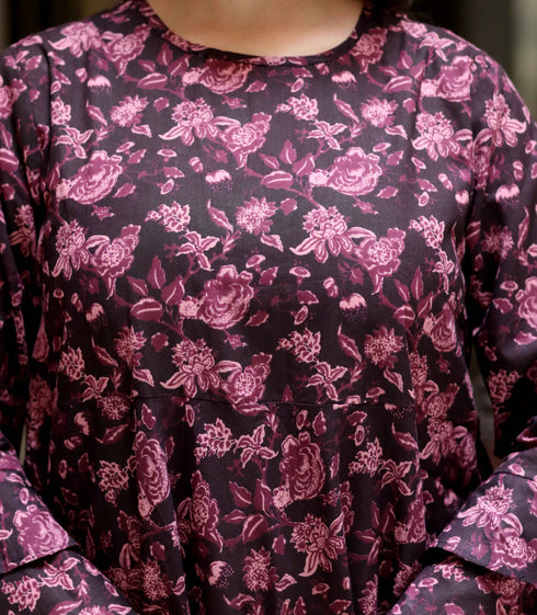 Miravan Womens Maroon Floral Bell Sleeves Anarkali Kurta