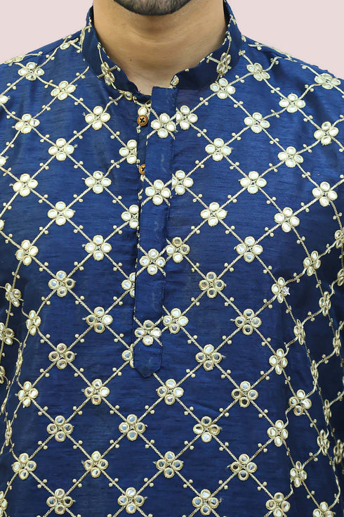 Veshbhoshaa Bluesaanchi Men'S Dark Blue Dupion Silk Kurta Set