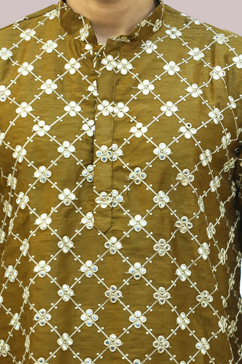 Veshbhoshaa Bluesaanchi Men'S Mehandi Dupion Silk Kurta Set