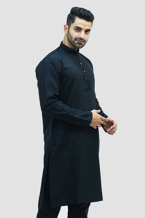 Veshbhoshaa Bluesaanchi Men'S Black Raw Silk Kurta Set