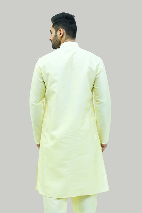 Veshbhoshaa Bluesaanchi Men'S Light Golden Raw Silk Kurta Set