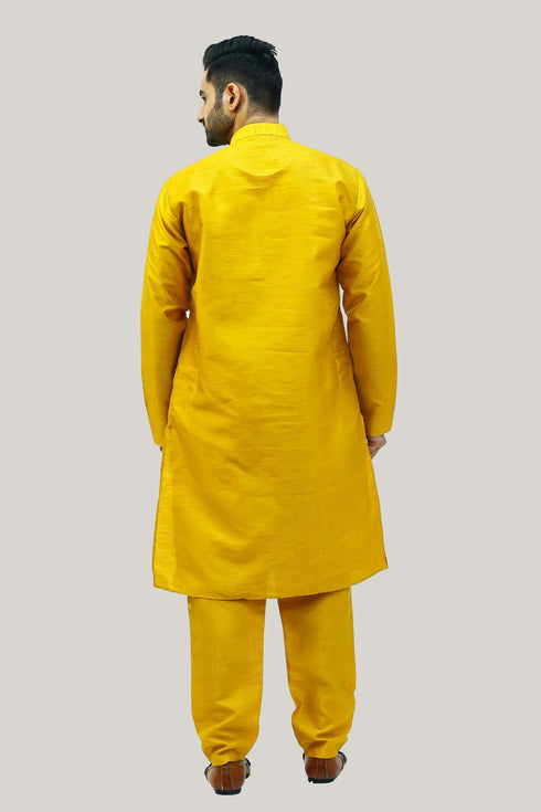 Veshbhoshaa Bluesaanchi Men'S Golden Raw Silk Kurta Set