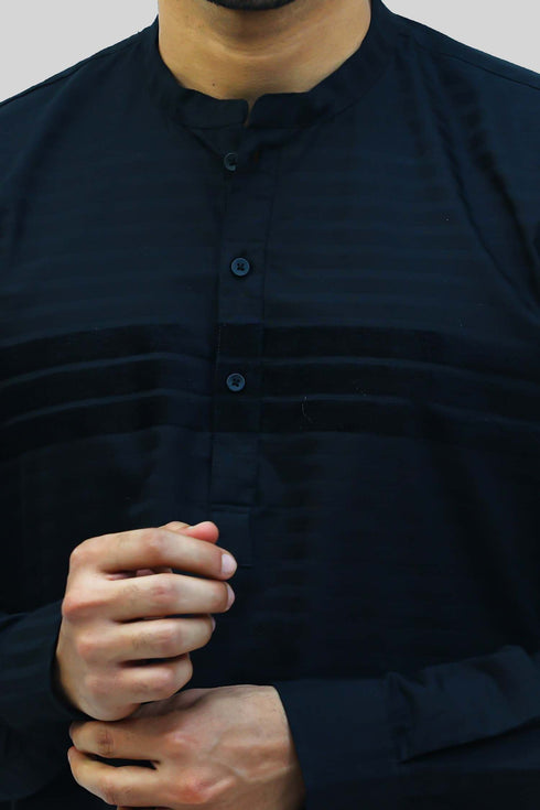 Veshbhoshaa Bluebird Men'S Black Casual Short Kurta