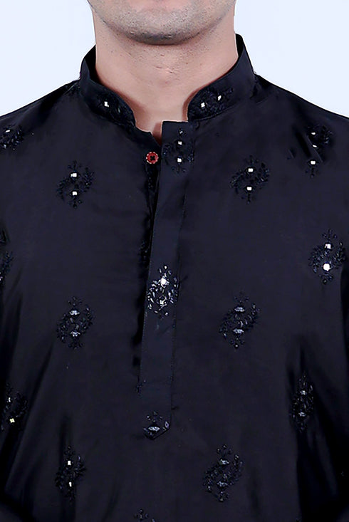 Veshbhoshaa Bluesaanchi Men'S Black Mirror With Buta Design Kurta Set