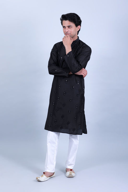 Veshbhoshaa Bluesaanchi Men'S Black Mirror With Buta Design Kurta Set
