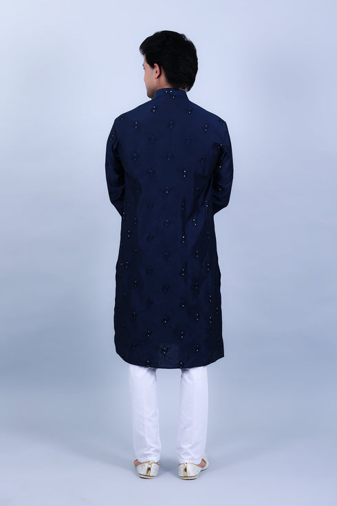 Veshbhoshaa Bluesaanchi Men'S Navy Blue Embroidery Kurta Set