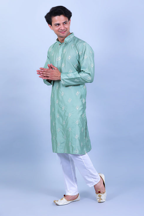 Veshbhoshaa Bluesaanchi Men'S Green Embroidery Glass Kurta Set