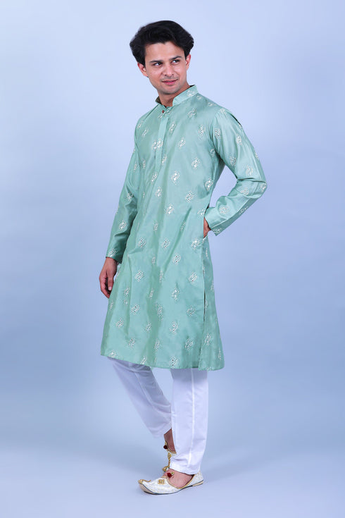 Veshbhoshaa Bluesaanchi Men'S Green Embroidery Glass Kurta Set