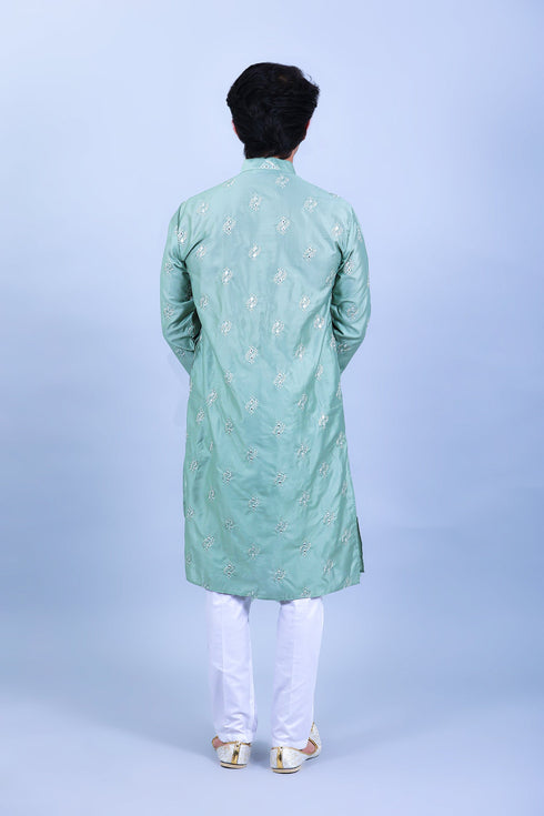 Veshbhoshaa Bluesaanchi Men'S Green Embroidery Glass Kurta Set