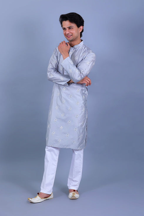 Veshbhoshaa Bluesaanchi Men'S Grey Embroidery Kurta Set