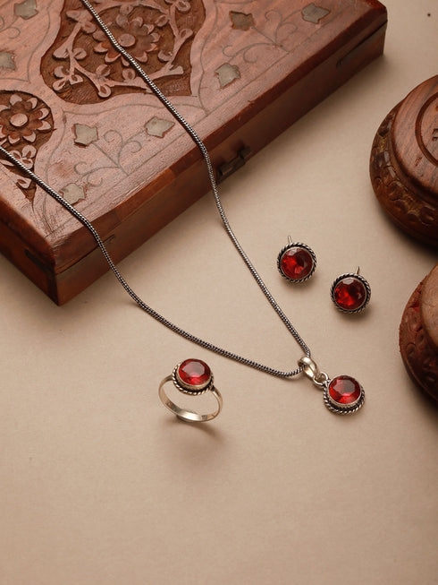 Silver Oxidies red stons studed minimal locket jewellery set