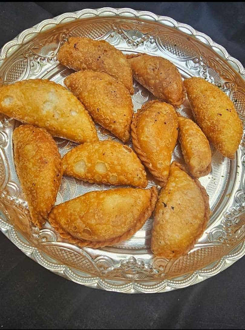 Prakruthi Kobbari Karijelu |Coconut Filling