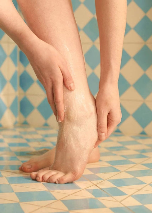 The Body Shop Peppermint Invigorating Foot Scrub