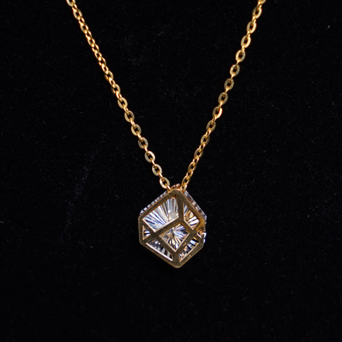 22 Carat Gold Plain Chain With Pendant Design 3.47g by Mahita Collections