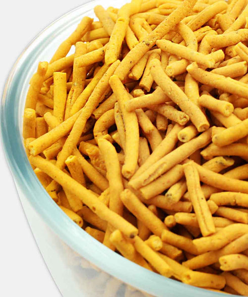 Neelam Foodland Tikha Gathiya