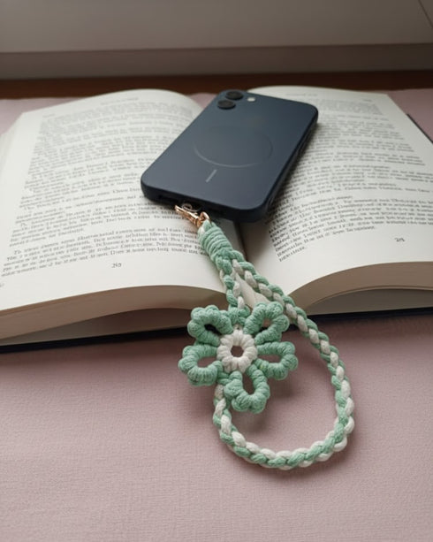 Ecoright Poppy Crochet Phone Charm