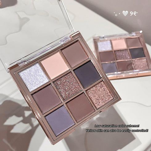 Gege Bear Phantom Eyeshadow Palette