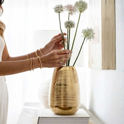 Behoma Ribbed Vase – Gold