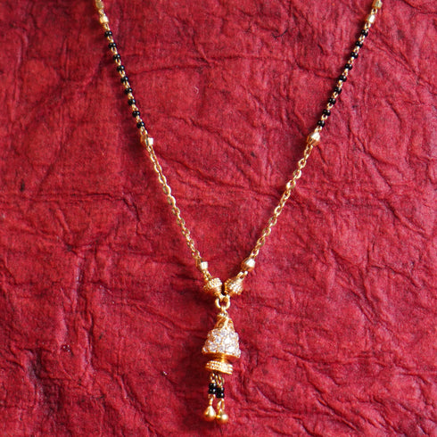 22 Carat Gold Black Breads With Links Locket Mangalsutra 5.26g by Mahita Collections