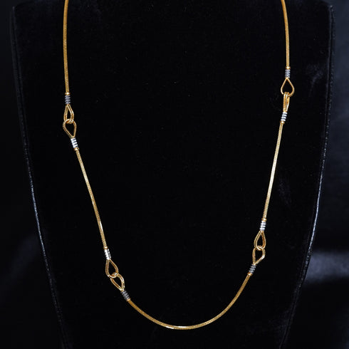 22 Carat Gold Chic Interlocking Pattern Fancy Gold Chain 8.92g by Mahita Collections