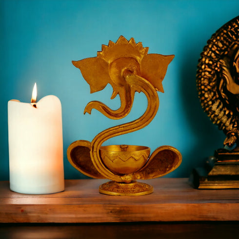 Tamas Brass Ganesh Idol Oil Diya(Golden)