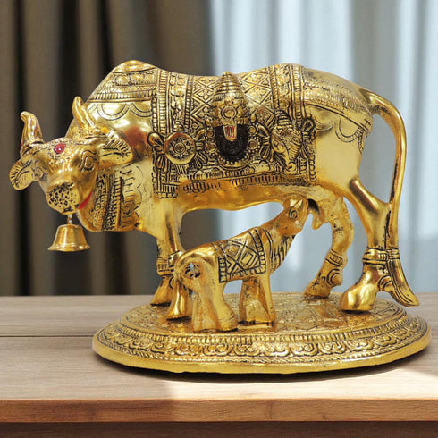 Aluminium Showpiece Cow - 8*4.7*6 Inch