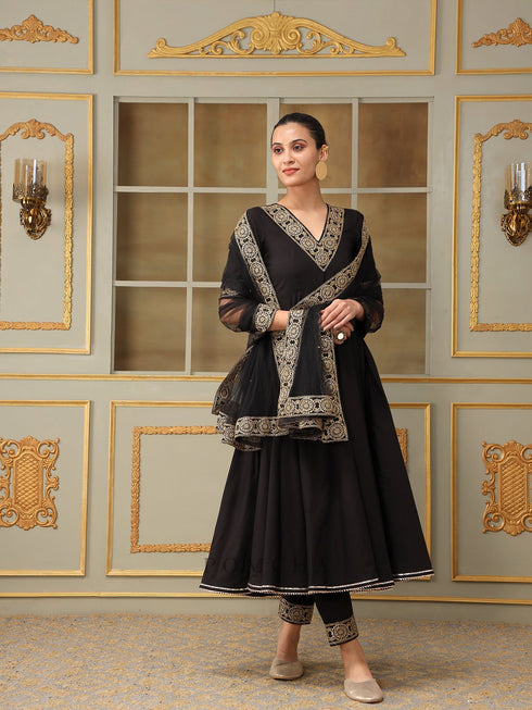Pomcha Jaipur Saadgi Sunheri Lace Black Anarkali Set