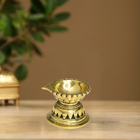 Brass Table Stand Deepak Oil Lamp 0.9Kg