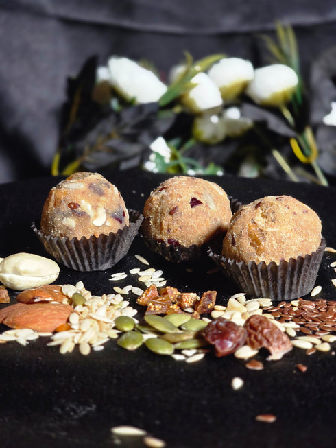 Novelty Sweets Amritsar Anjeer Khajoor Super Seeds Ladoo (Sugar Free)