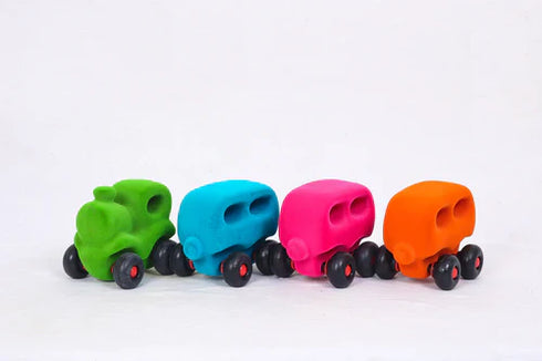Rubbabu Magnetic Wholedout Choo Choo Train & Coaches