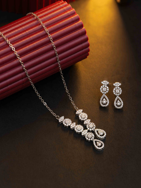Zeraki Jewels Glow Silver Necklace Set