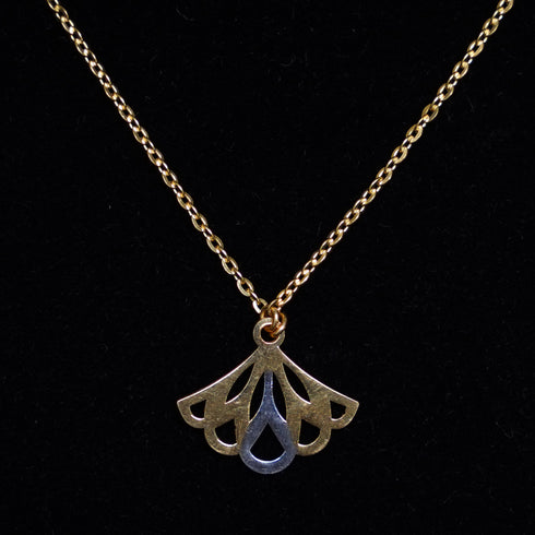 22 Carat Gold Plain Chain With Pendant 3.23g by Mahita Collections