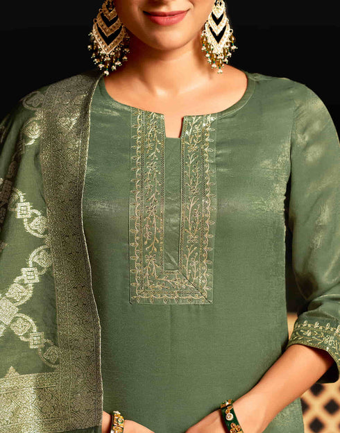 Sudathi Olive Green Velvet Plain Straight Kurta Set With Dupatta