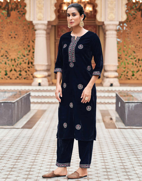 Sudathi Navy Blue Velvet Plain Straight Kurta Set With Dupatta