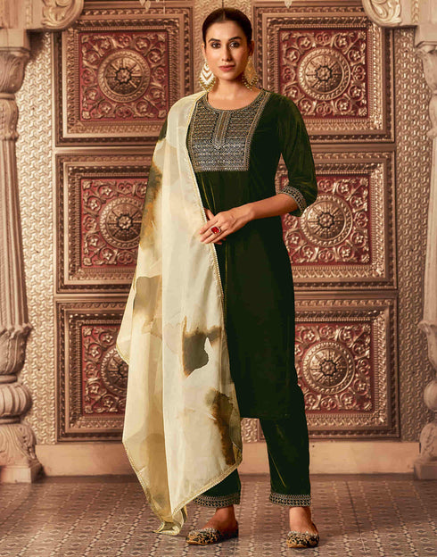 Sudathi Mehandi Green Velvet Sequence Straight Kurta Set With Dupatta