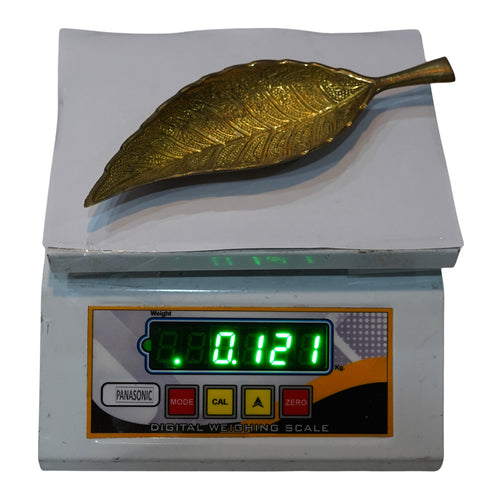 Handcrafted Brass Leaf Shape Plate 242g Set of 2